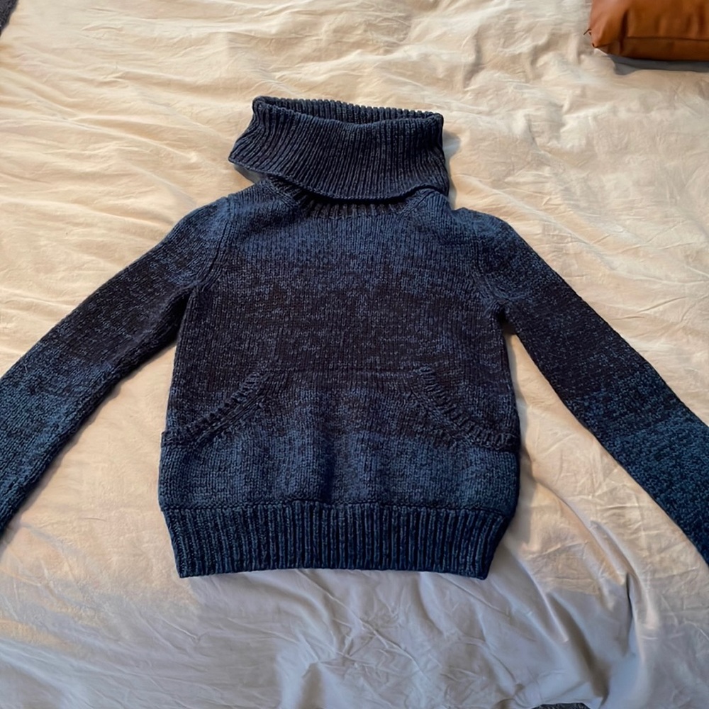 Moda international (victorias secret) blue roll neck sweater with front pocket